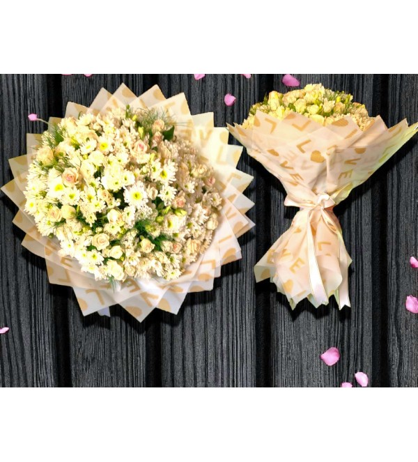 Beyaz Güller ve Beyaz Papatya